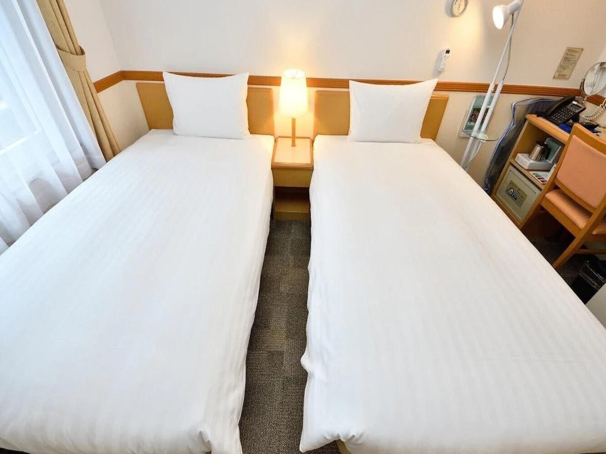Toyoko Inn Hokkaido Kushiro Juji-Gai Екстериор снимка