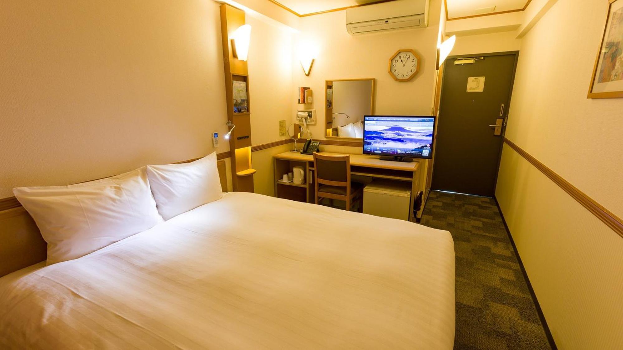 Toyoko Inn Hokkaido Kushiro Juji-Gai Стая снимка